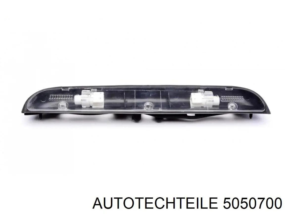 Compre 5050700 Autotechteile Lanterna da luz de fundo de matrícula traseira