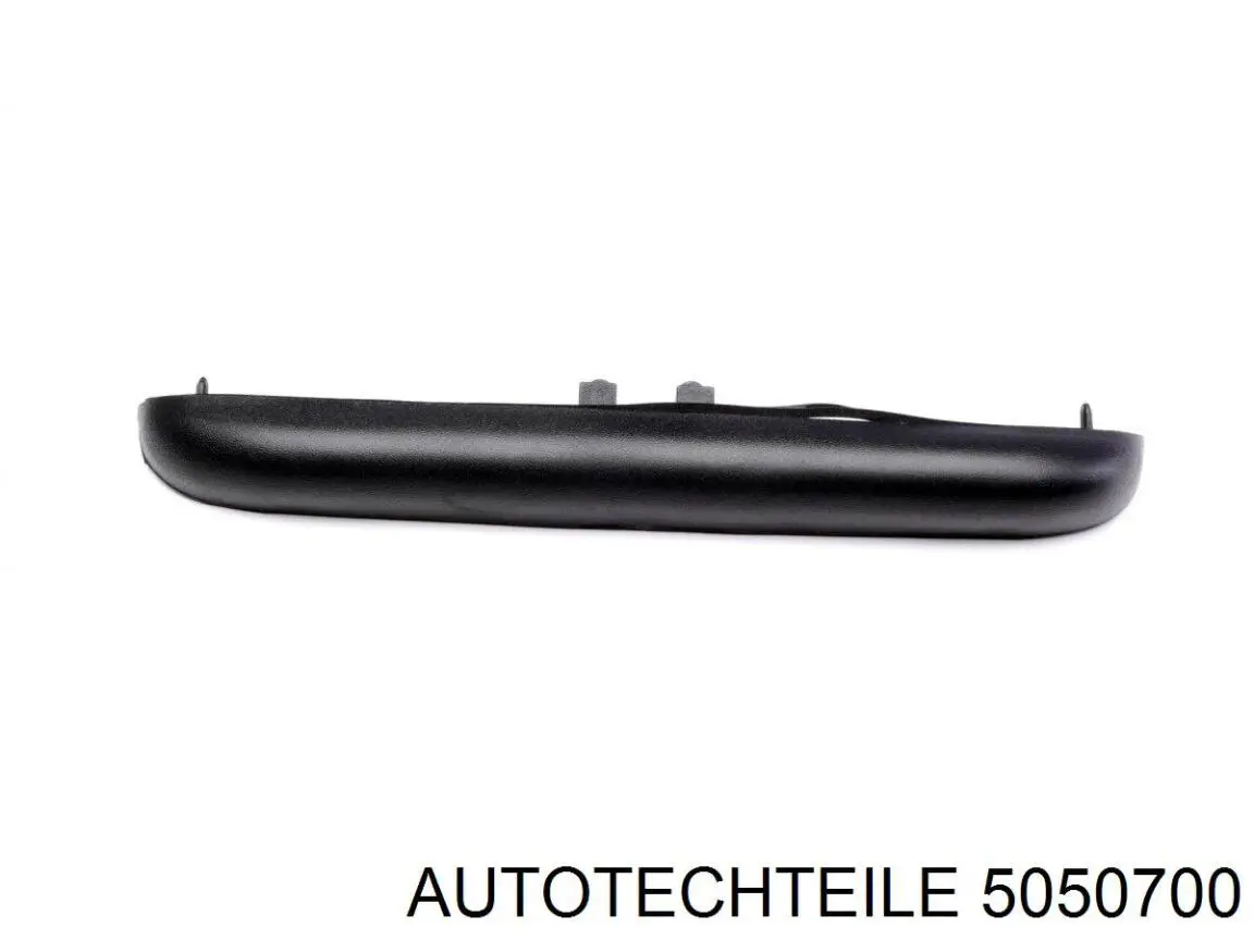 5050700 Autotechteile Lanterna da luz de fundo de matrícula traseira