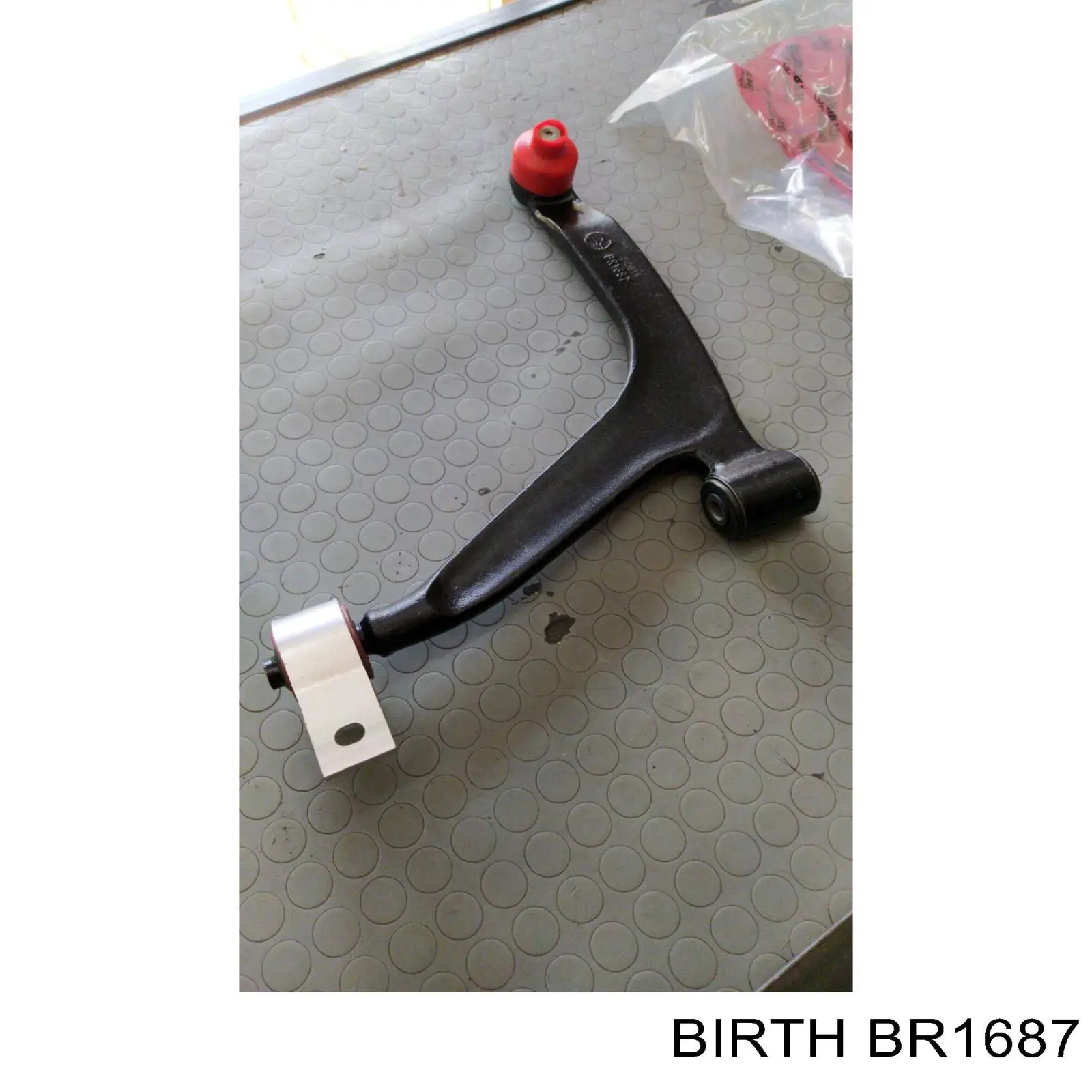 Compre BR1687 Birth Braço oscilante inferior esquerdo de suspensão dianteira