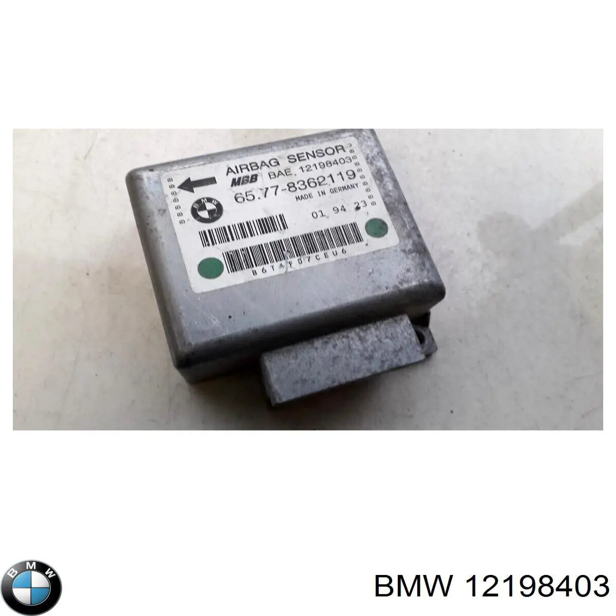  BMW 12198403