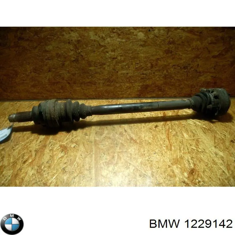 1229142 BMW 