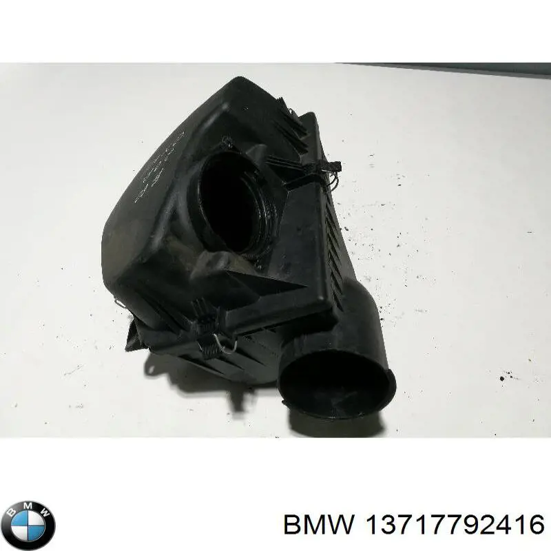 7792416 BMW Caixa de filtro de ar