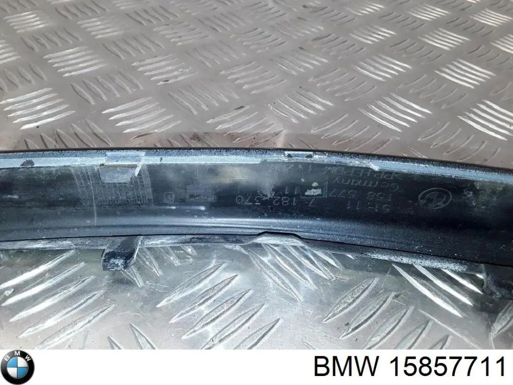 Pára-choque traseiro 15857711 BMW
