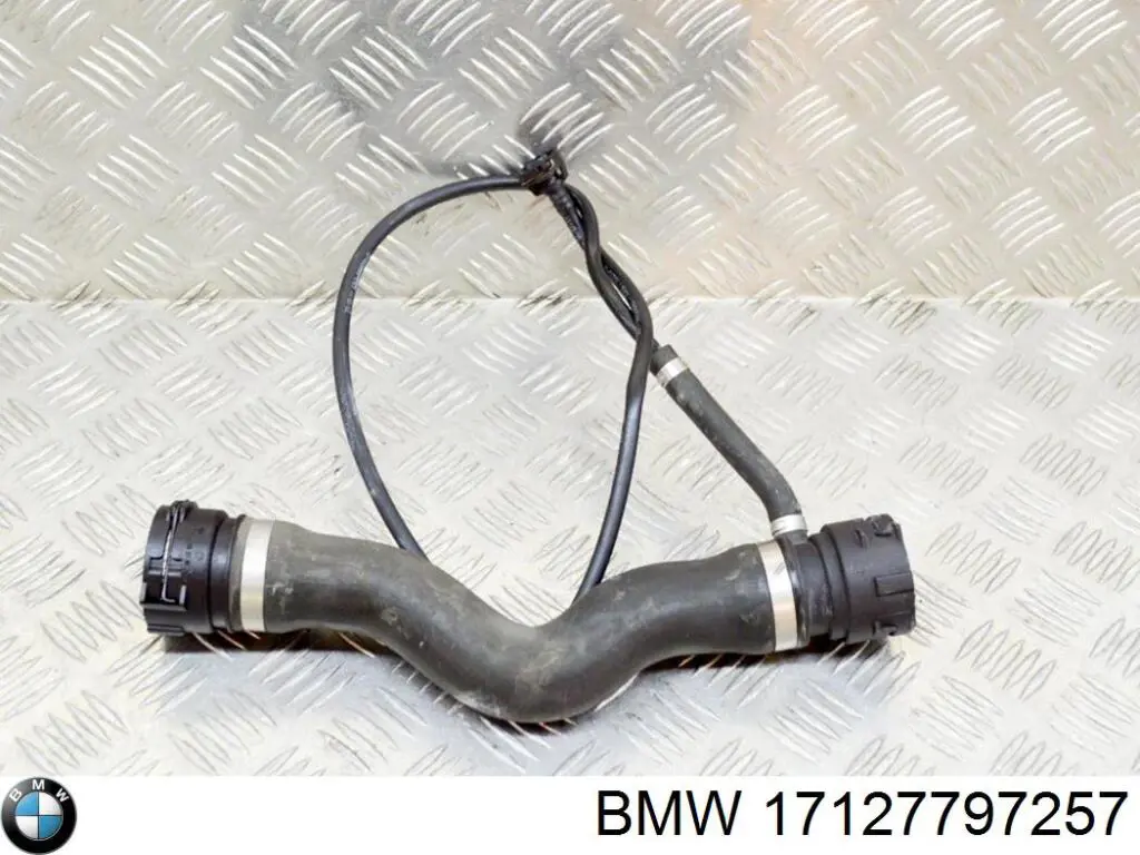 Compre 17127797257 BMW Mangueira (cano derivado) do radiador de esfriamento superior