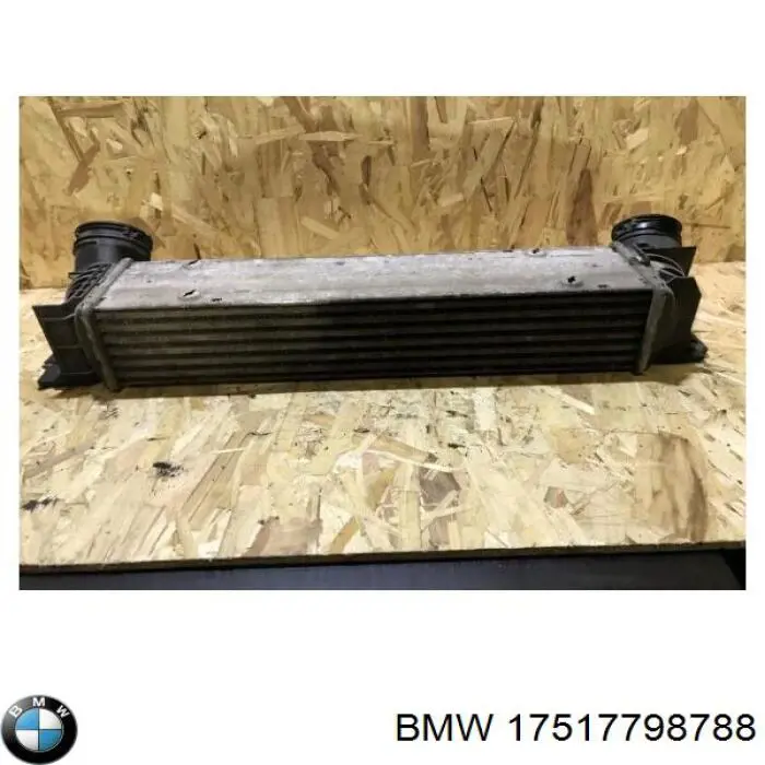 17517798788 BMW Radiador de intercooler