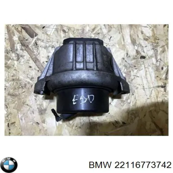22116773742 BMW Coxim (suporte) esquerdo/direito de motor