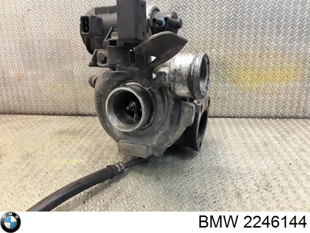 2246144 BMW Turbina