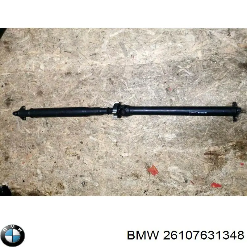26107631348 BMW Junta universal traseira montada