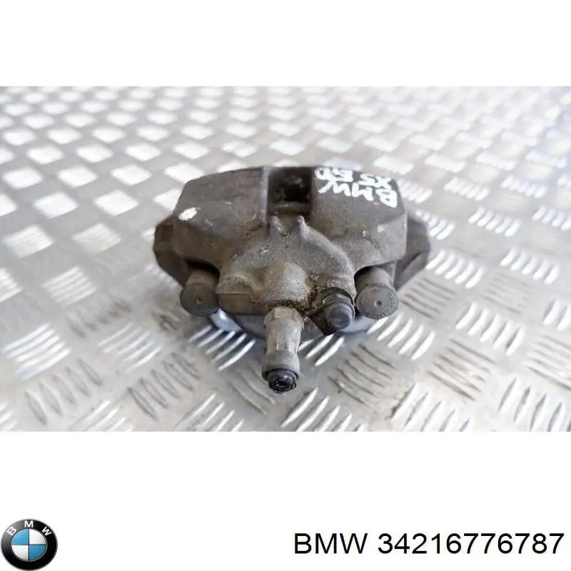 Compre 34216776787 BMW Suporte do freio traseiro esquerdo