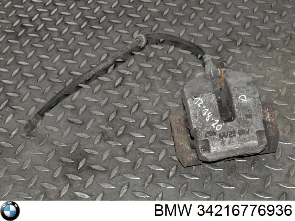 Compre 34216776936 BMW Braçadeira do freio de suporte dianteiro