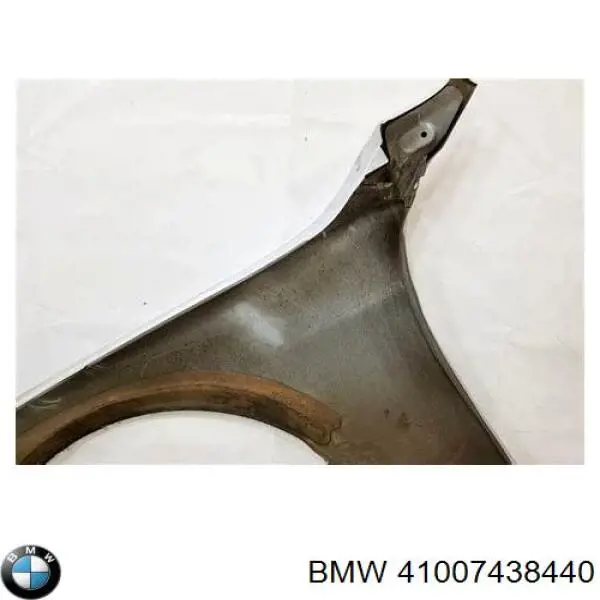 Compre 41007438440 BMW Pára-lama dianteiro direito
