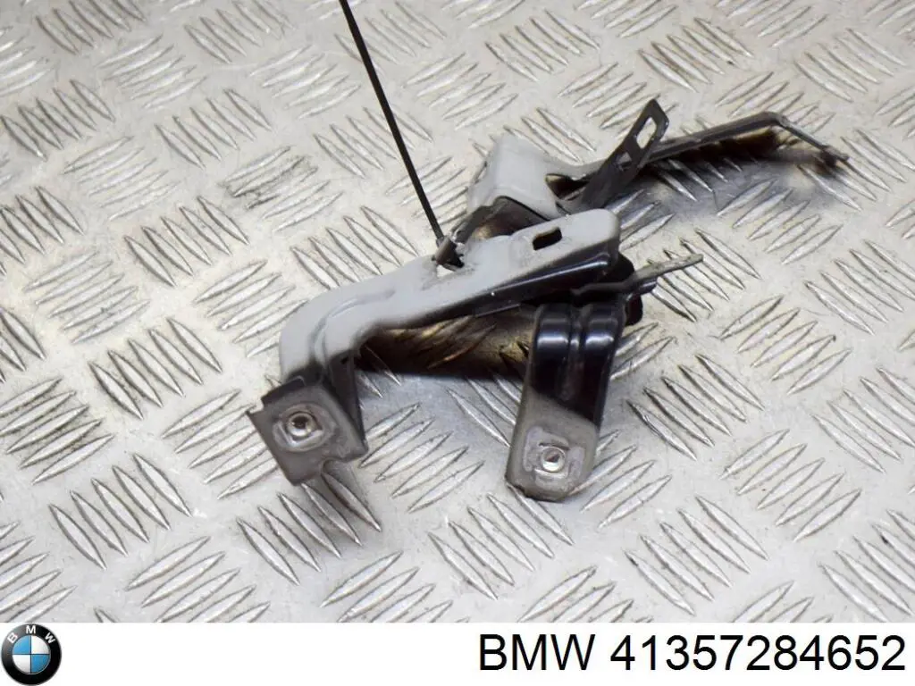 41357284652 BMW Consola dianteira de fixação do pára-lama dianteiro direito
