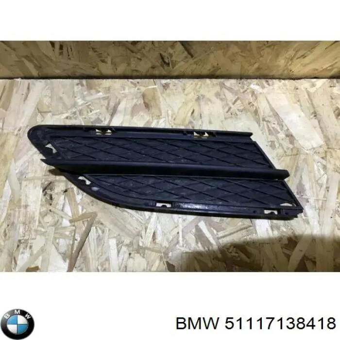 Compre 51117138418 BMW Grelha direita do pára-choque dianteiro