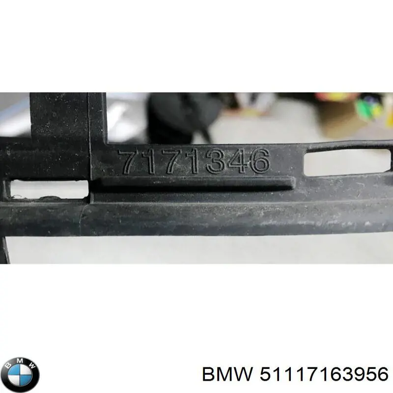 Grelha central do pára-choque dianteiro BMW 51117163956 preço, a partir de 30,75 USD