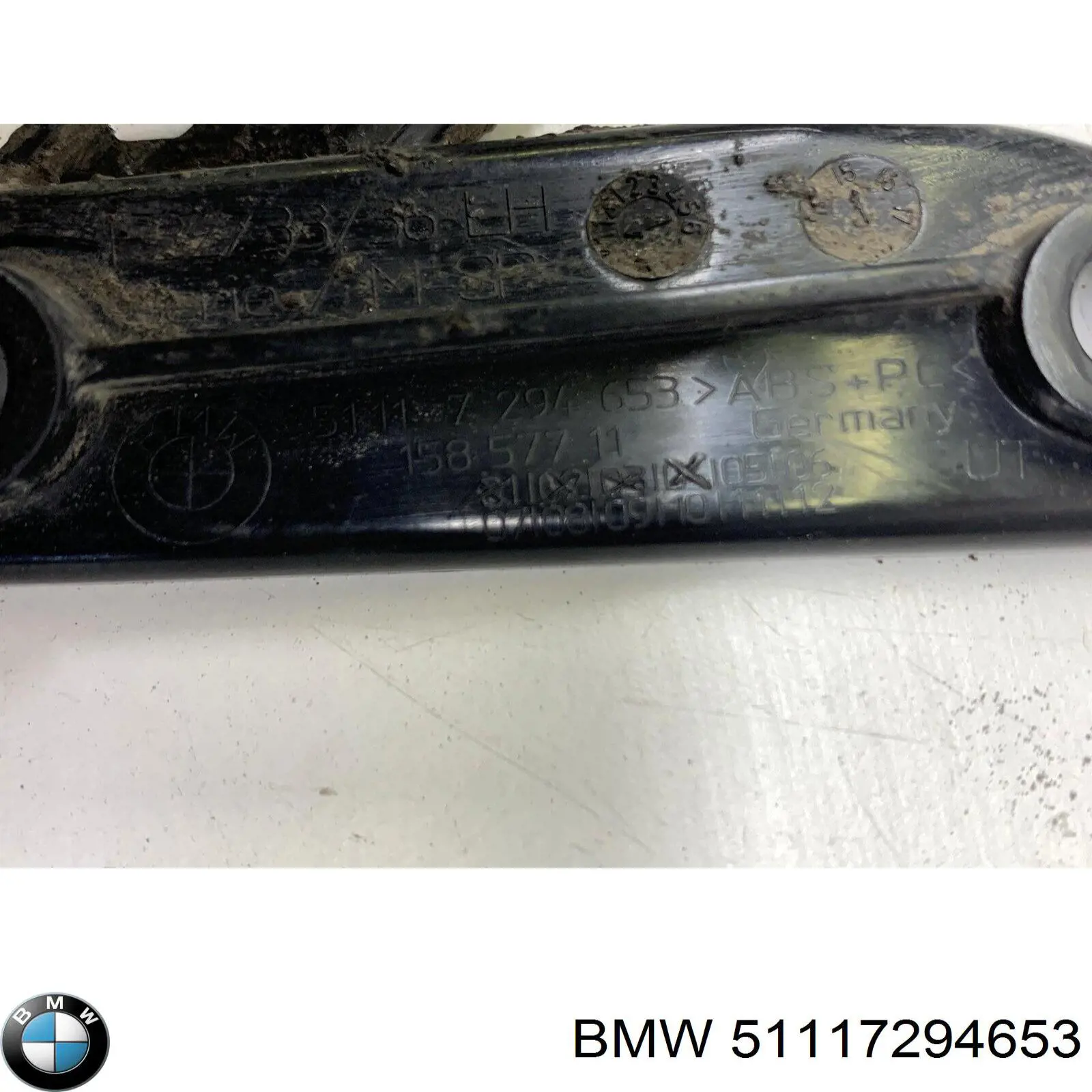 Consola dianteira de fixação do pára-lama dianteiro esquerdo BMW 51117294653 preço, a partir de 49,05 USD