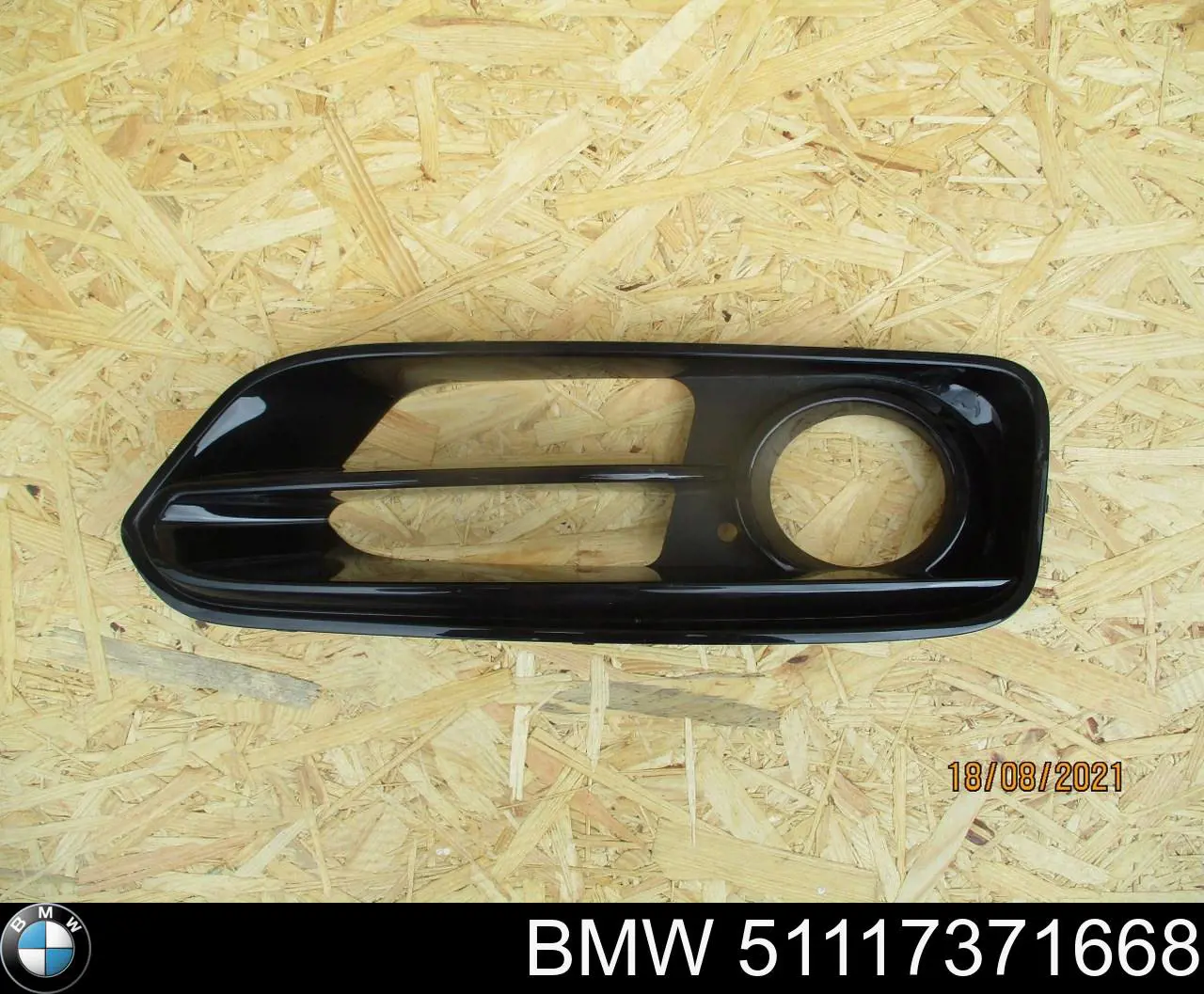 Grelha direita do pára-choque dianteiro BMW 51117371668 preço, a partir de 55,43 USD