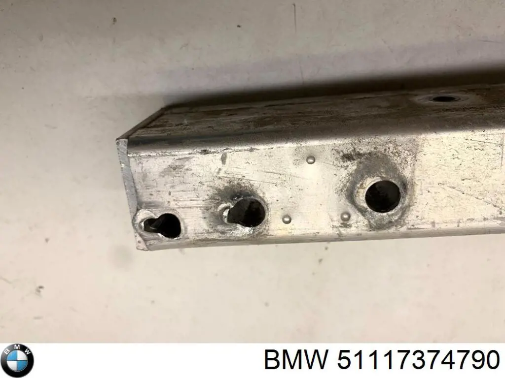 Consola de reforçador do pára-choque dianteiro BMW 51117374790 preço, a partir de 53,49 USD