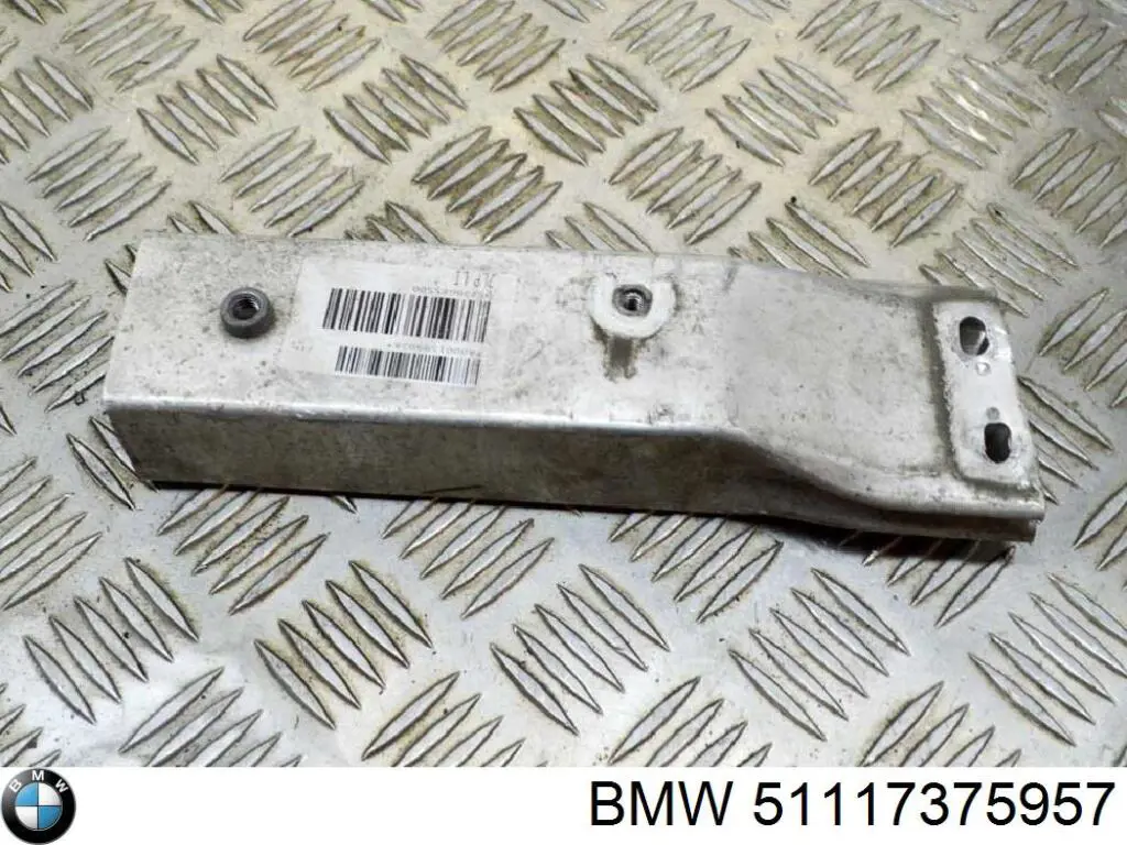Consola de reforçador do pára-choque dianteiro 51117375957 BMW
