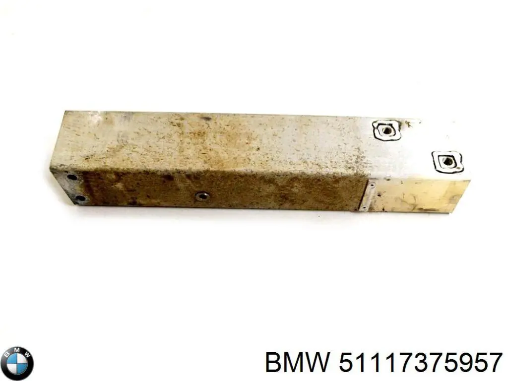 51117375957 BMW Consola de reforçador do pára-choque dianteiro