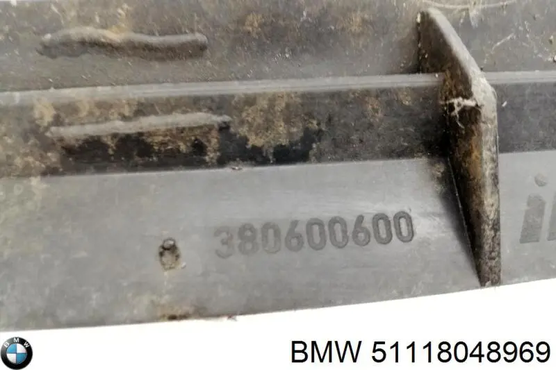 Compre 51118048969 BMW Grelha central do pára-choque dianteiro