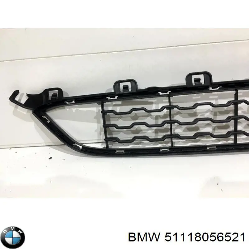 Grelha inferior do pára-choque dianteiro 51118056521 BMW