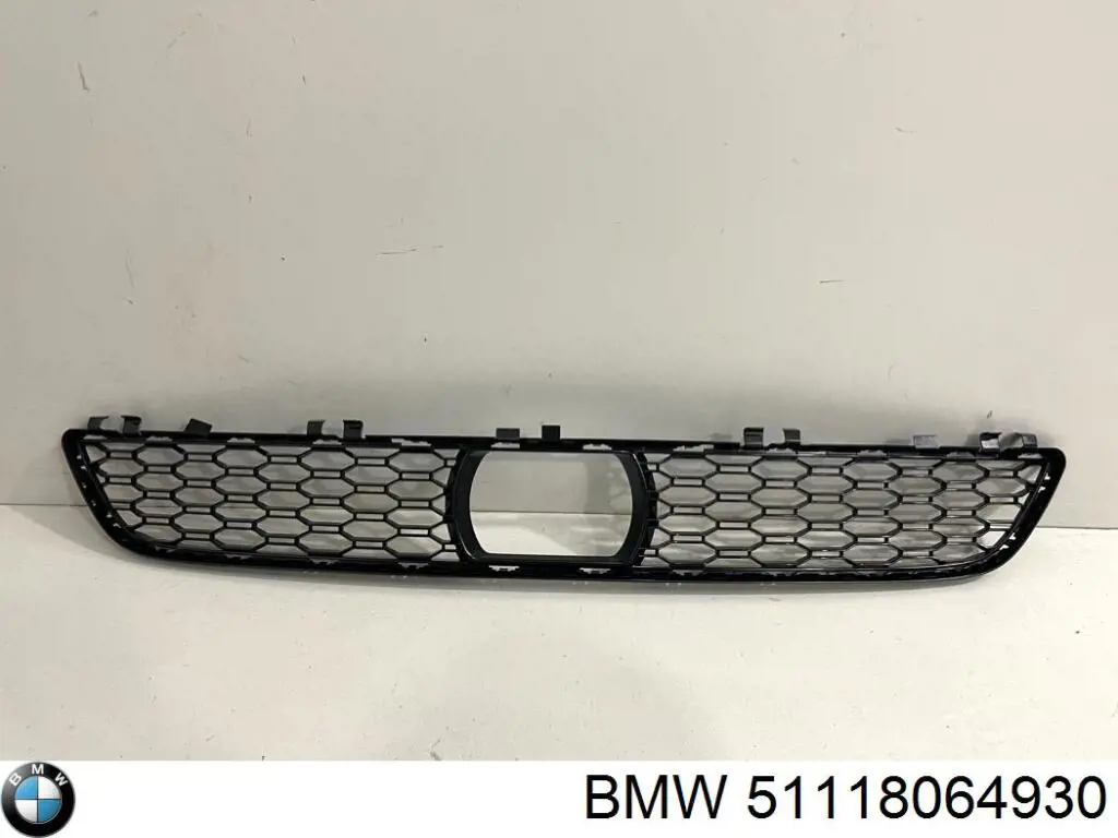 51118064930 BMW Grelha central do pára-choque dianteiro