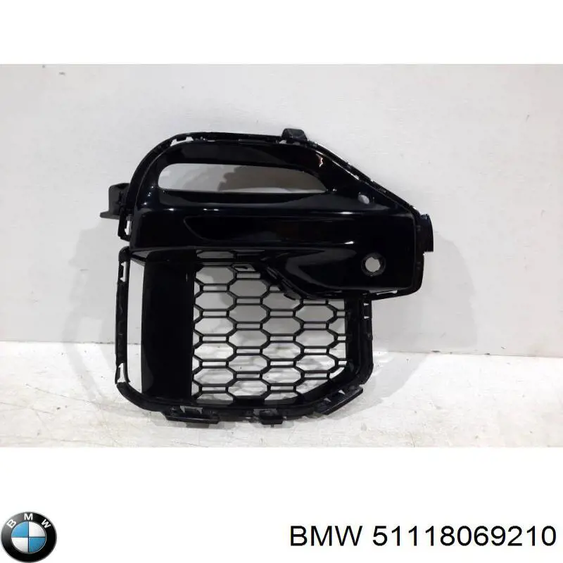 51118069210 BMW Grelha direita do pára-choque dianteiro