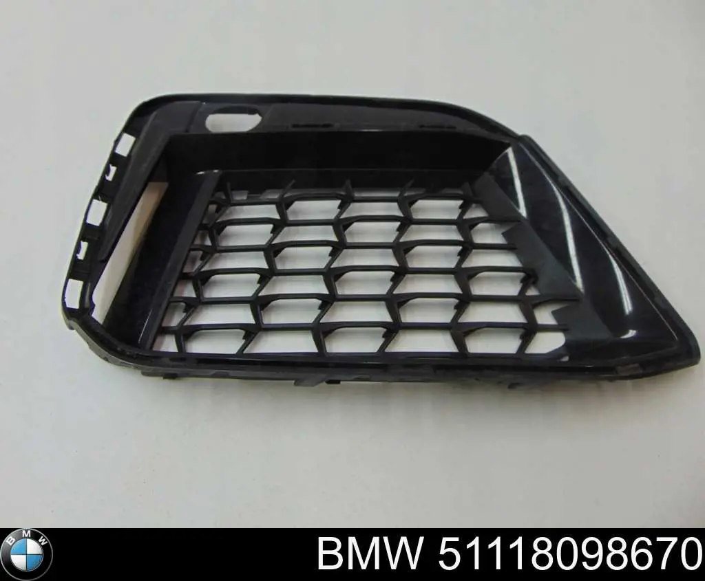 Grelha inferior do pára-choque dianteiro BMW 51118098670 preço, a partir de 76,77 USD