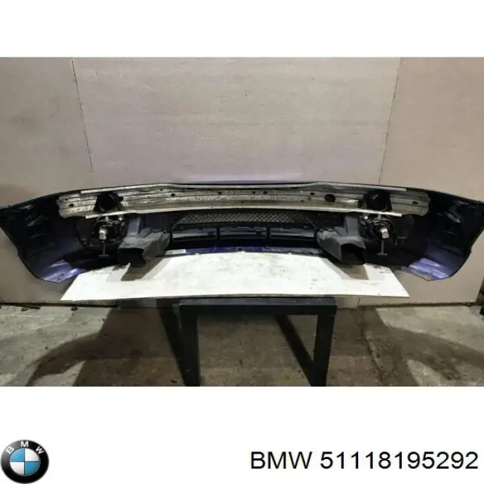 Pára-choque dianteiro 51118195292 BMW