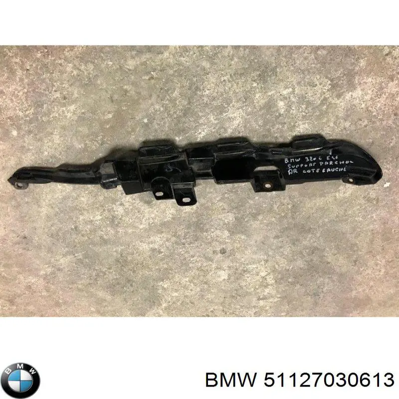 Compre 51127030613 BMW Guia esquerda do pára-choque traseiro