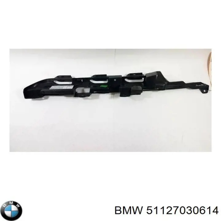 Guia direita do pára-choque traseiro BMW 51127030614 preço, a partir de 39,70 USD