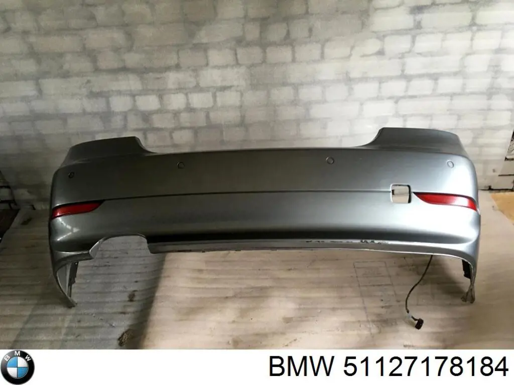 Compre 51127178184 BMW Pára-choque traseiro