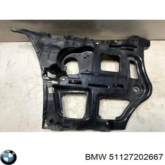 51127202667 BMW Guia esquerda do pára-choque traseiro
