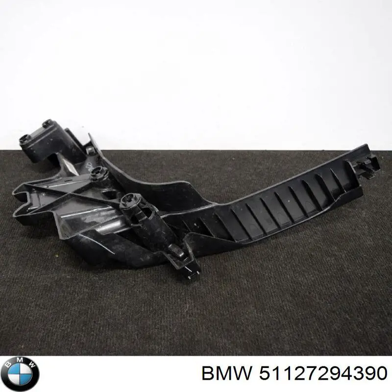 Compre 51127294390 BMW Consola direita do pára-choque traseiro