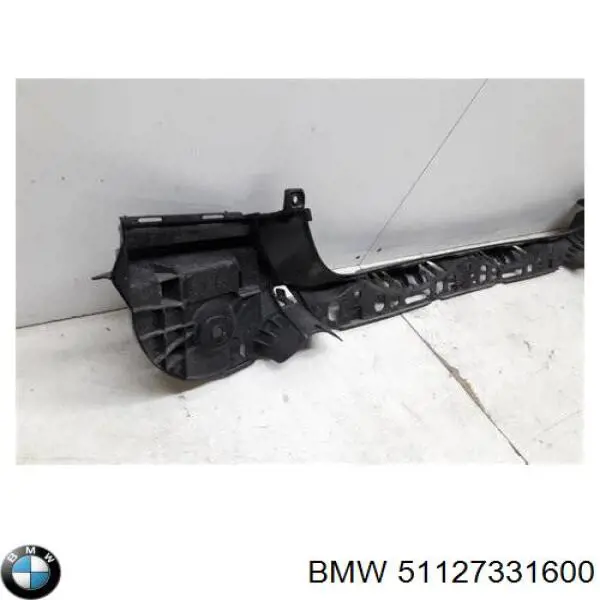 51127331600 BMW Consola central do pára-choque traseiro