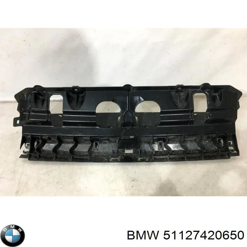 51127420650 BMW Consola central do pára-choque traseiro