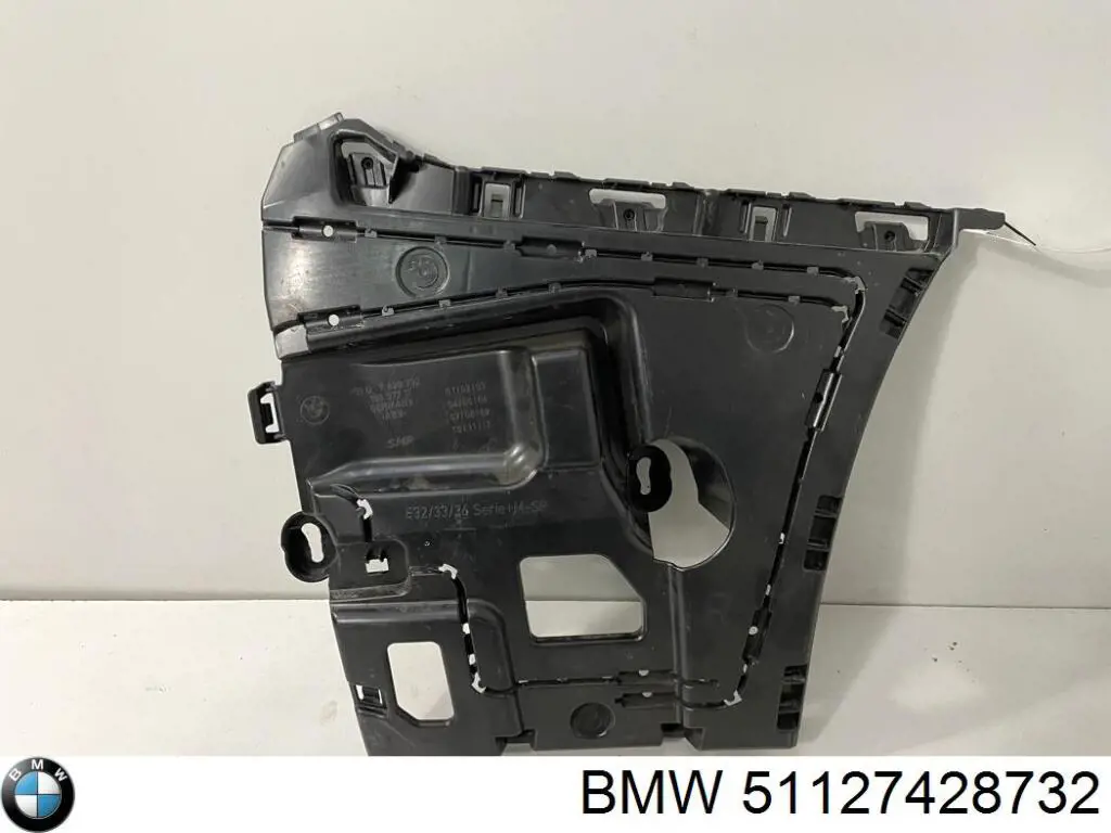 51127428732 BMW Guia direita do pára-choque traseiro