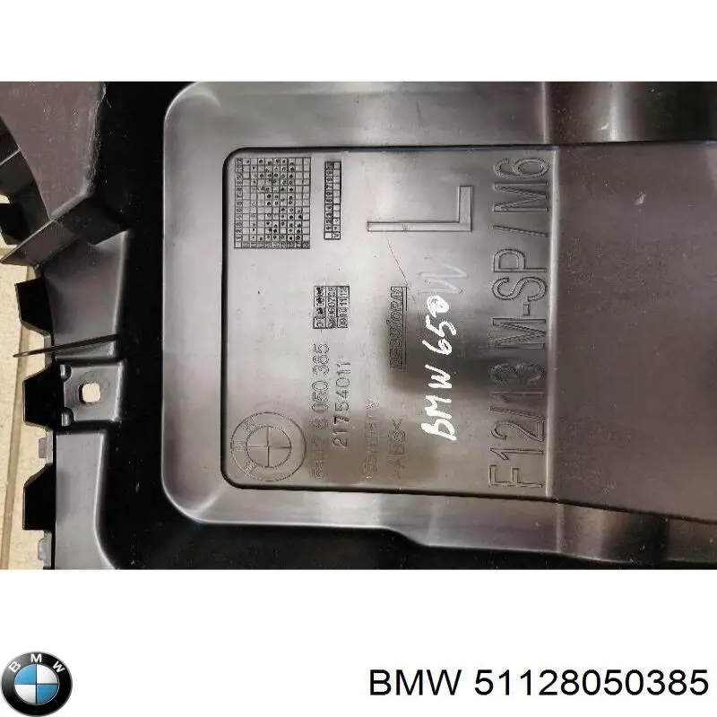 Consola esquerda do pára-choque traseiro 51128050385 BMW