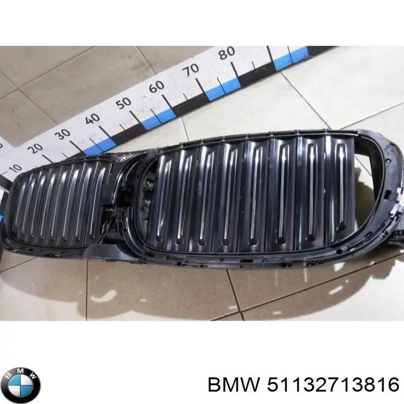 Compre 51137497205 BMW Grelha do radiador