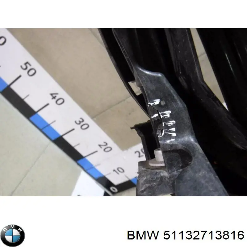 Compre 51138091761 BMW Grelha do radiador