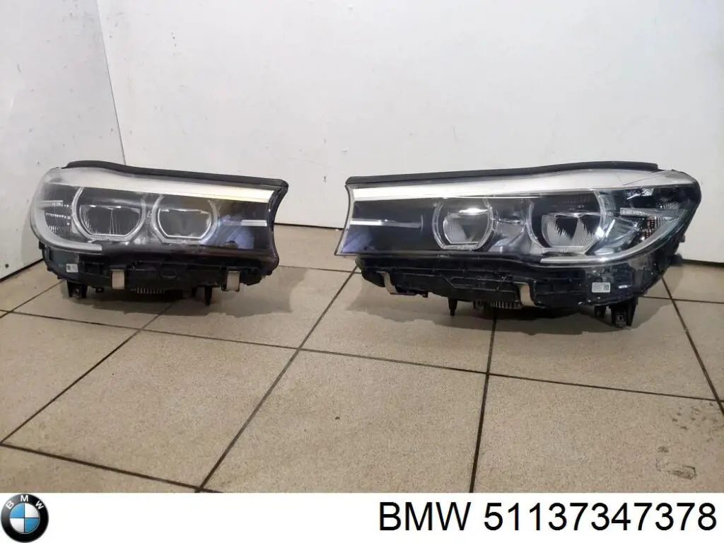 51137347378 BMW Moldura do pára-lama dianteiro direito