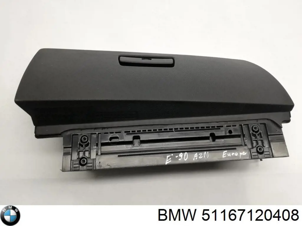 51167120408 BMW Tampa da caixa para luvas (porta-luvas)