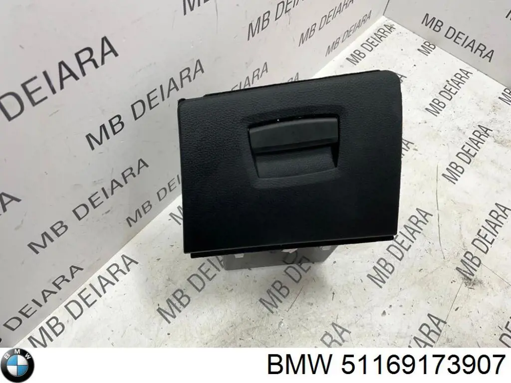 51169173907 BMW Tampa da caixa para luvas (porta-luvas)