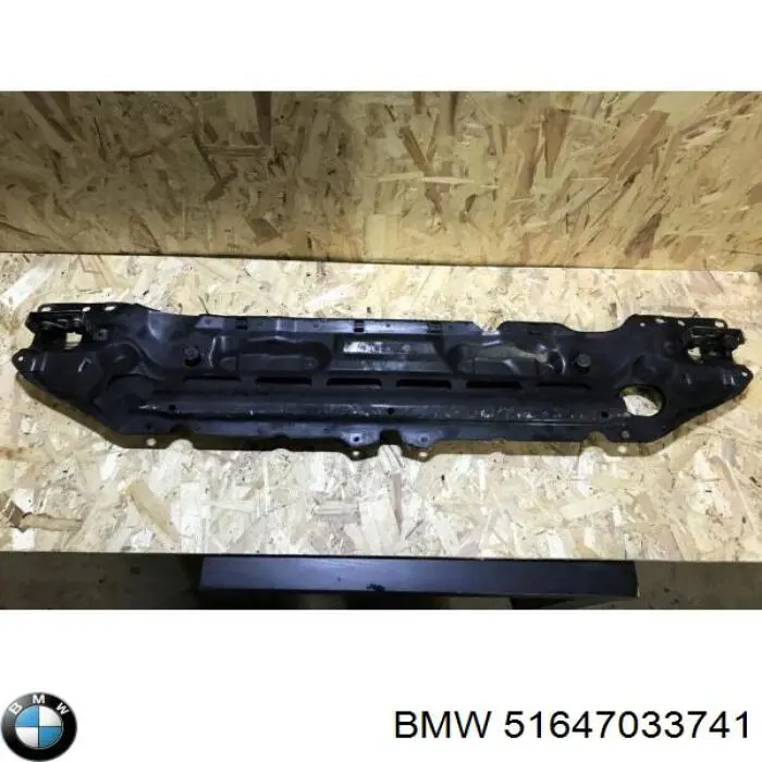 Compre 51647033741 BMW Suporte superior do radiador (painel de montagem de fixação das luzes)