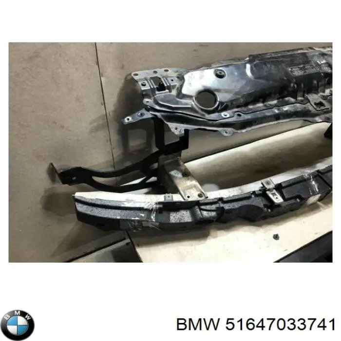 Suporte superior do radiador (painel de montagem de fixação das luzes) BMW 51647033741 preço, a partir de 90,60 USD