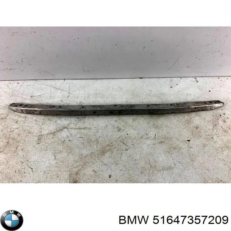 Suporte superior do radiador (painel de montagem de fixação das luzes) 7357209 BMW