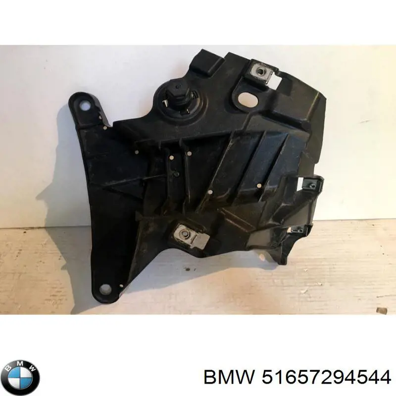 Consola dianteira de fixação do pára-lama dianteiro direito BMW 51657294544 preço, a partir de 60,11 USD