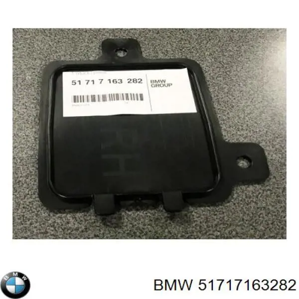 Guarda-barras direito do pára-lama dianteiro BMW X5  E70