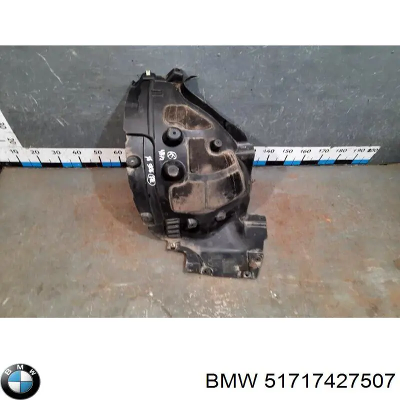 51717427507 BMW Guarda-barras esquerdo traseiro do pára-lama dianteiro