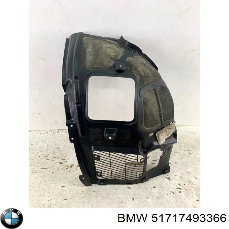 51717493366 BMW Guarda-barras direito dianteiro do pára-lama dianteiro